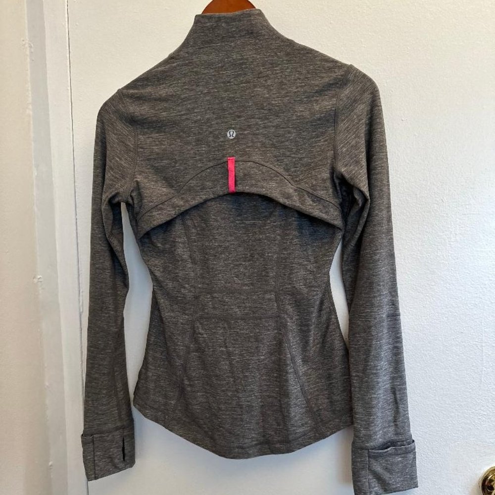 Lululemon Define Luon Jacket Size 4 Gray/Pink - Picture 3 of 4